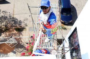 4 Arrancan trabajos de pintura en edificios El Palotal de Valencia