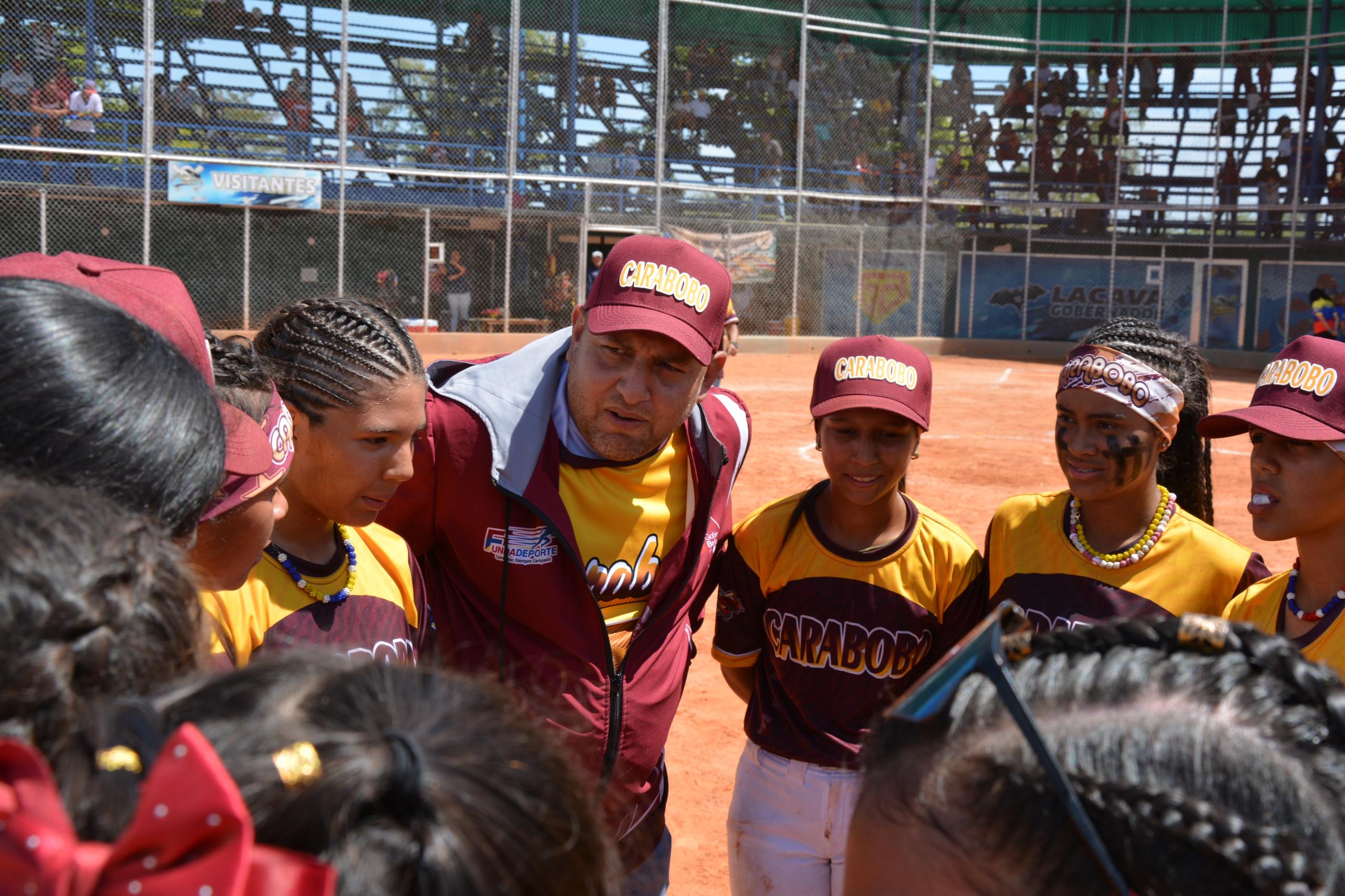 Carabobo conquistó el Campeonato Nacional de Softbol Femenino U-15 (6)