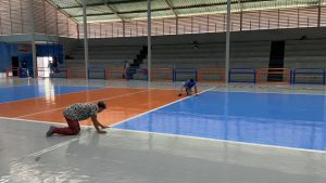 1 (16)