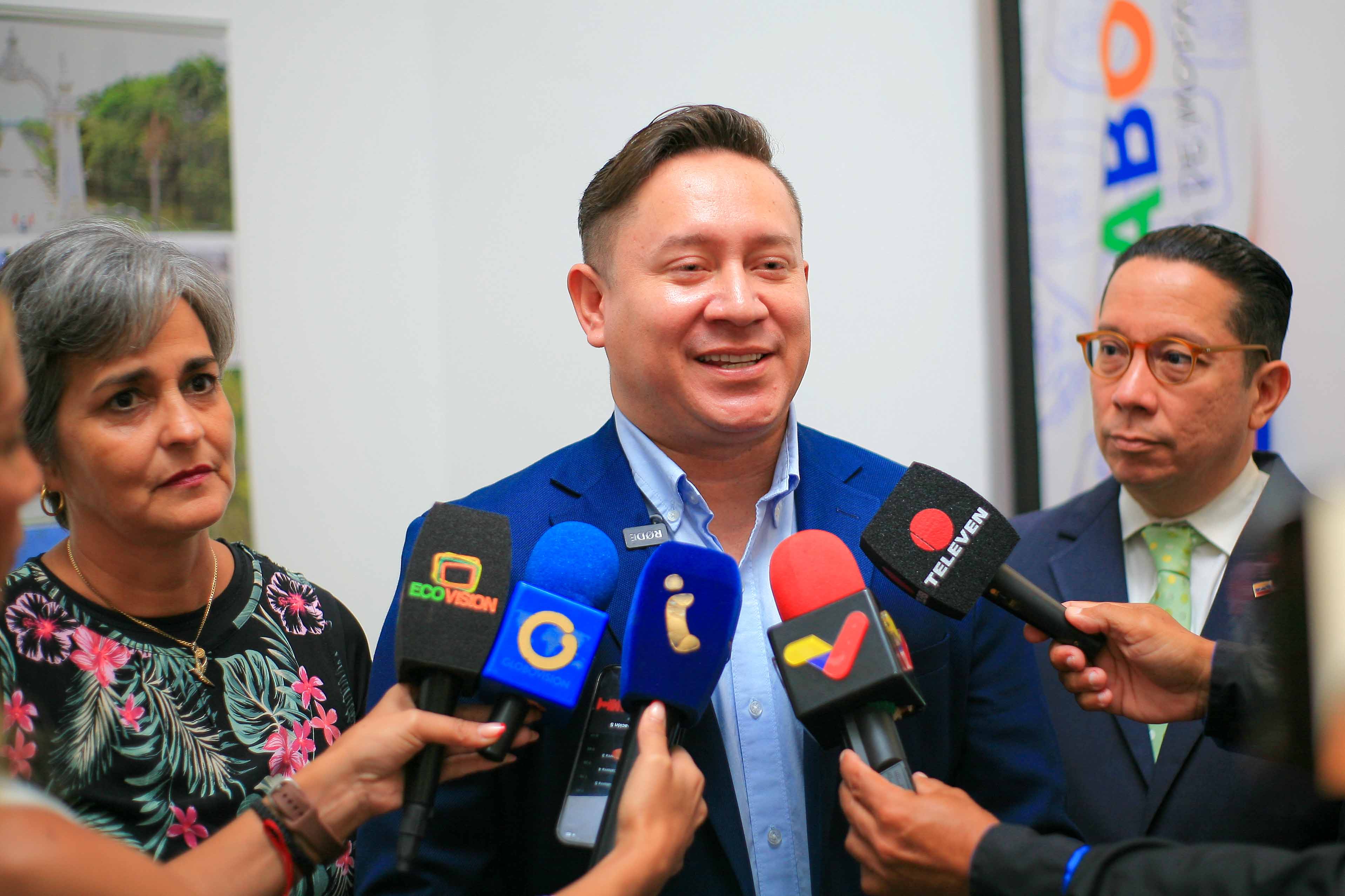 Elyezer Álvarez