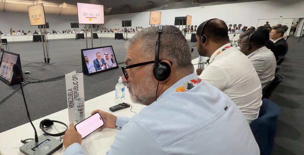 2b8ef705-644f-4070-b884-0375e21f44e5