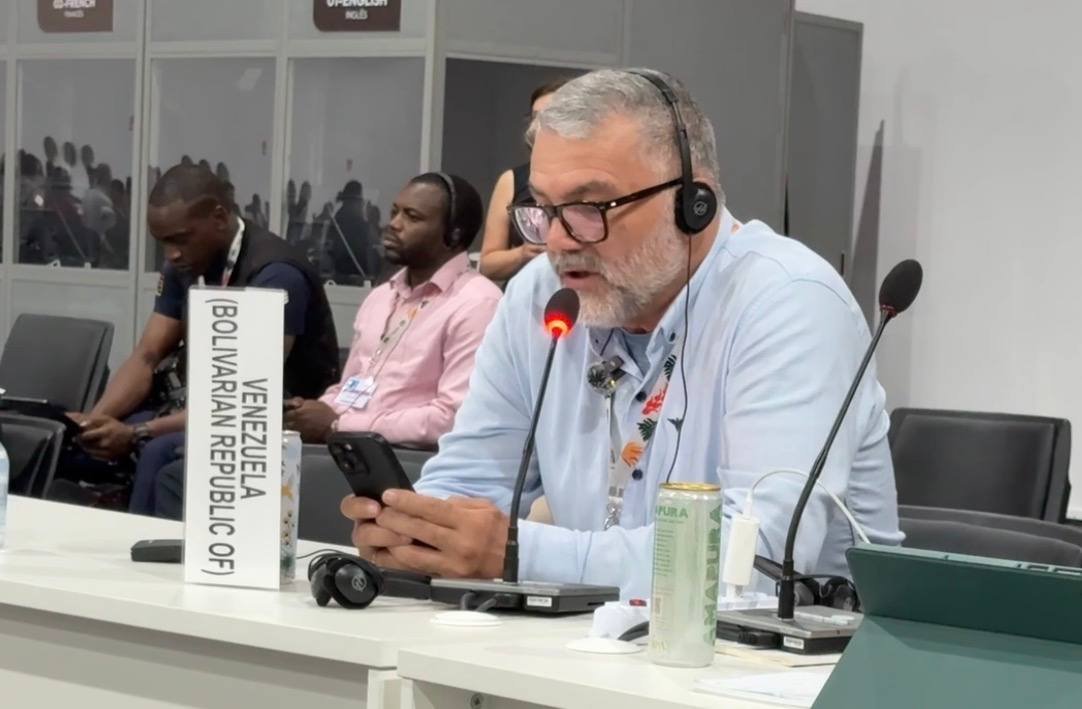 2d925b38-b45b-4e57-b2b0-536485cdf2d0