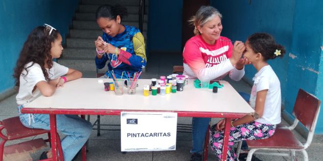 Foto 2.- Jornada Venezuela Renace