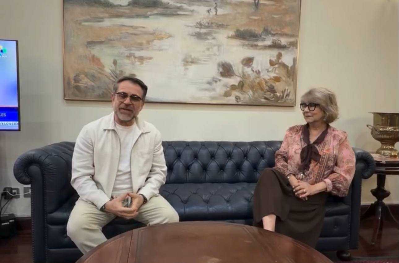 1 (13)