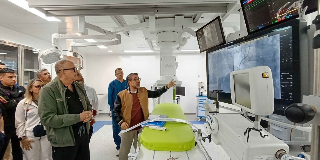 1 (9)
